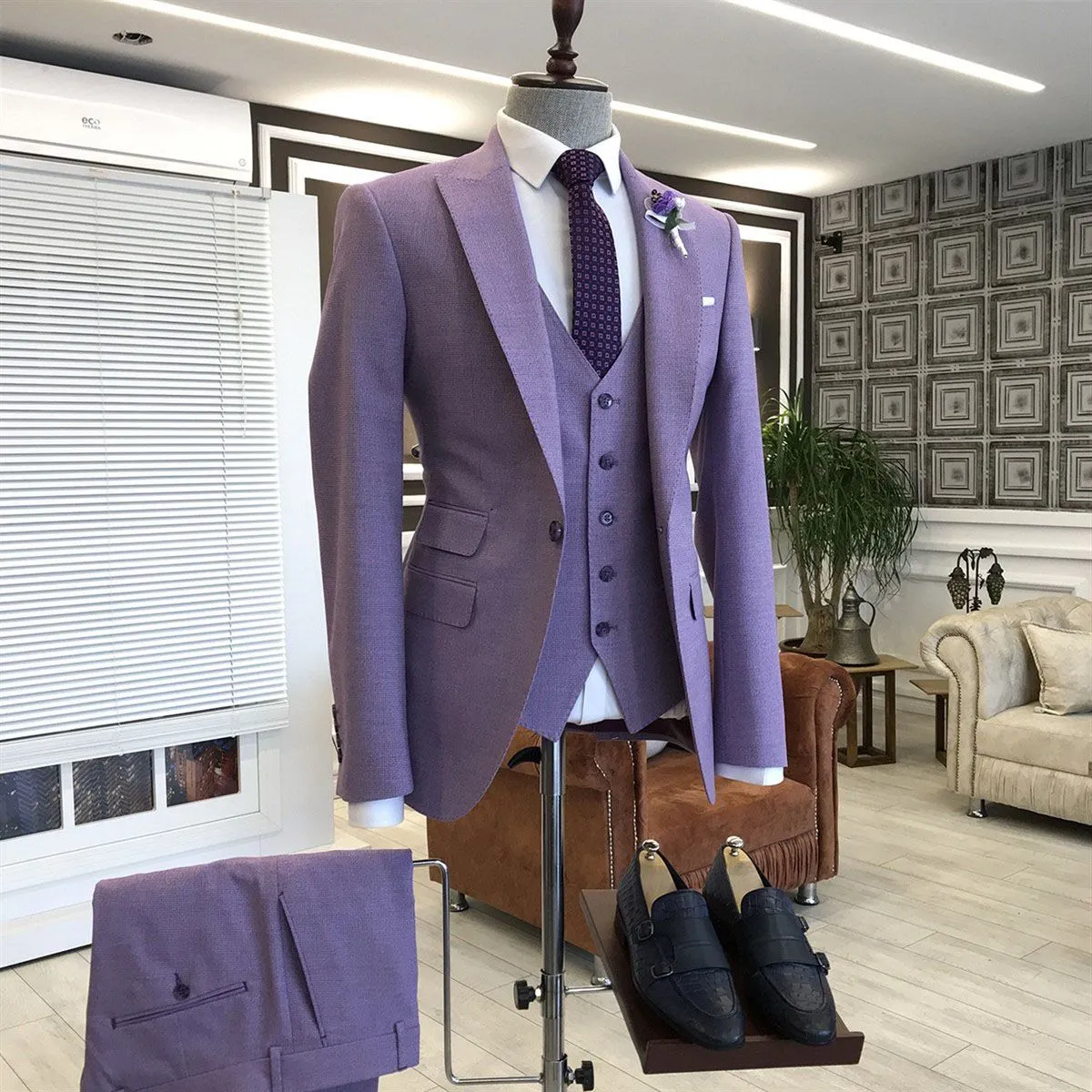Violet Purple 3-Pieces Tailored Slim Fit Prom Suits For Men