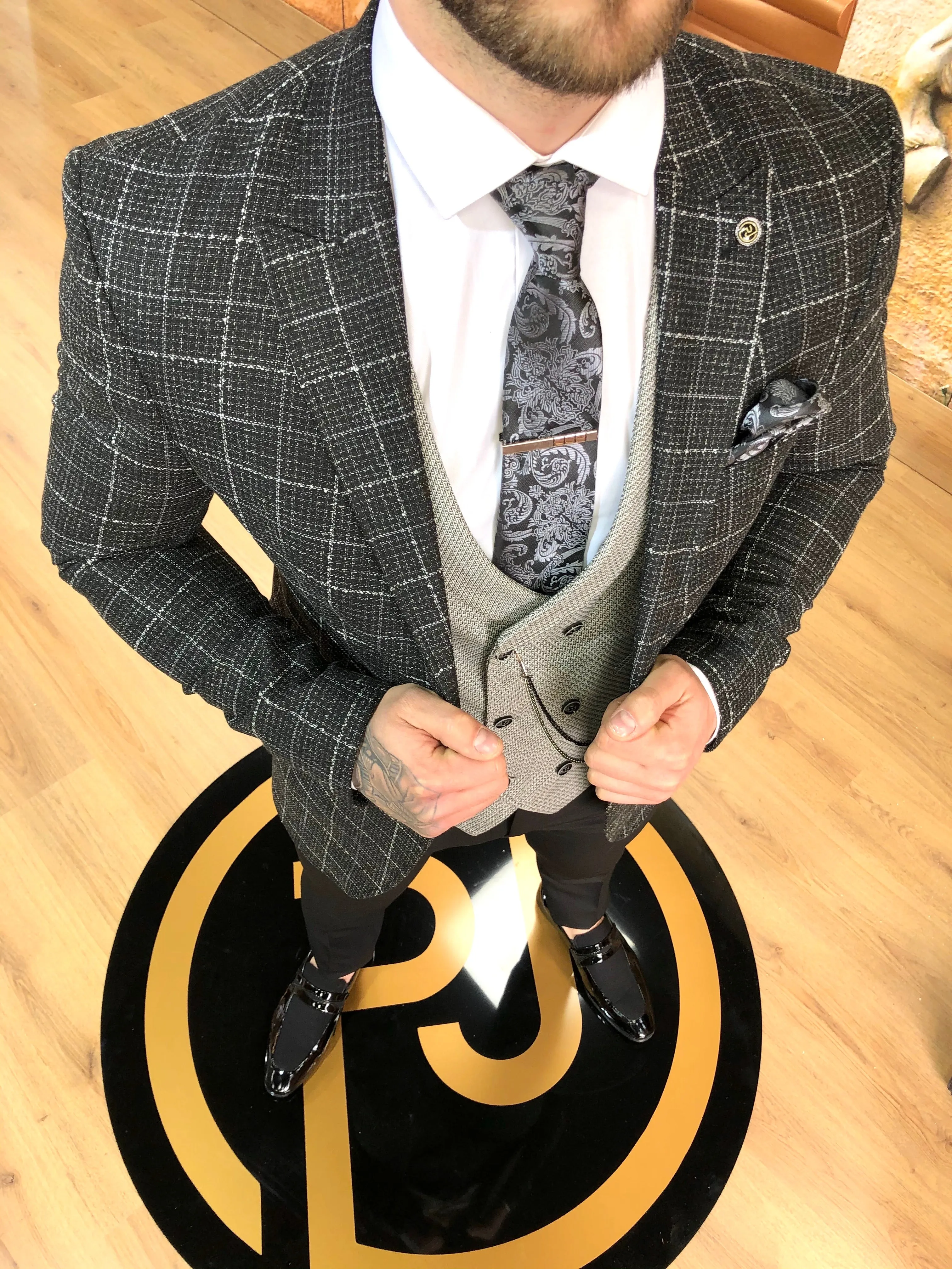 Wattson - Black/Grey 3 Piece Suit