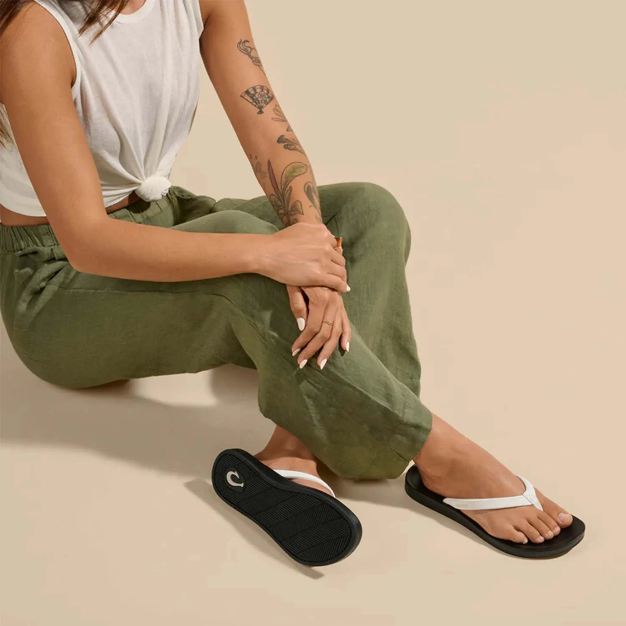 Women's Uiki Sandals in Bright White and Lava Rock