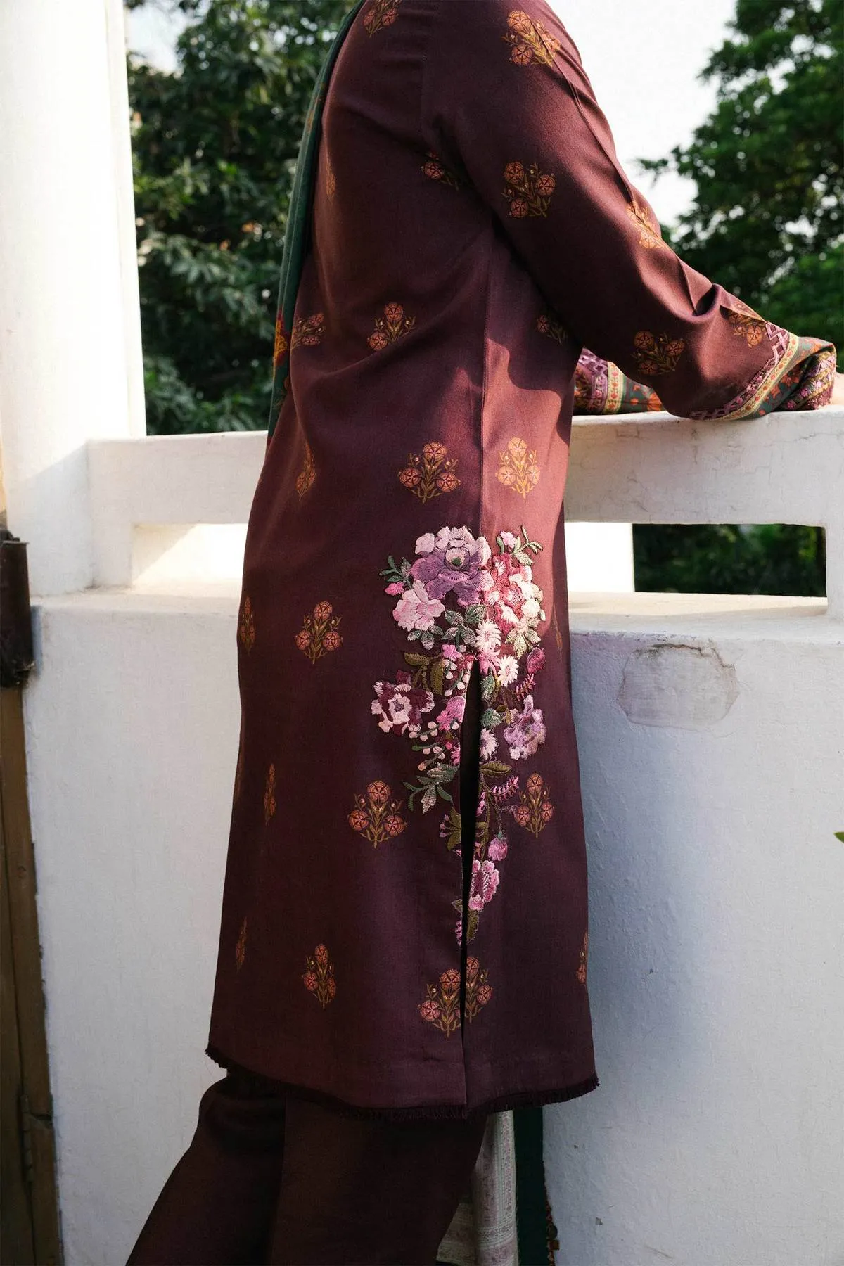 ZW21-5B |  Zara Shahjahan Coco Winter 2021 Collection | Unstitched Embroidered linen Suits