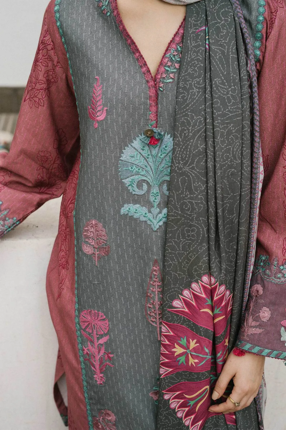ZW21-6B |  Zara Shahjahan Coco Winter 2021 Collection | Unstitched Embroidered linen Suits
